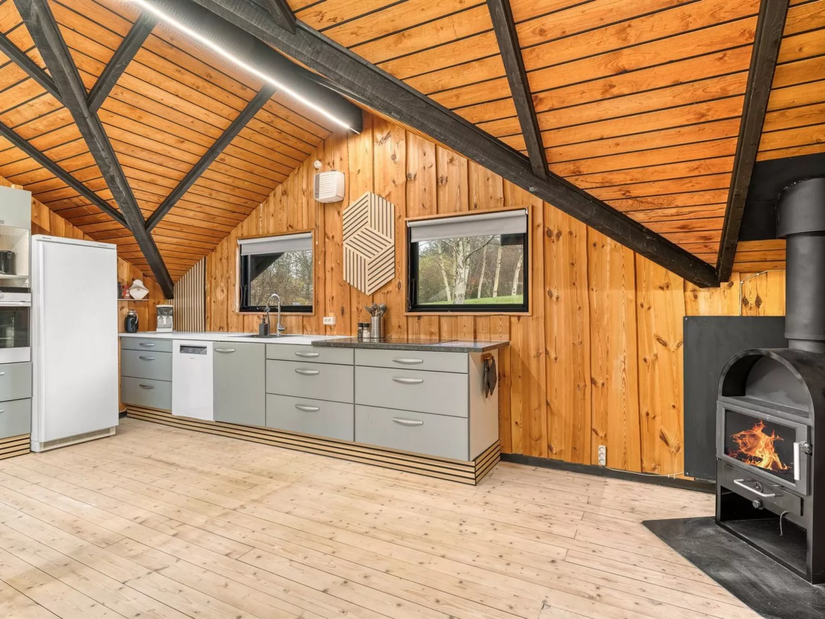 "Jantje" - 500m to the fjord-Inside