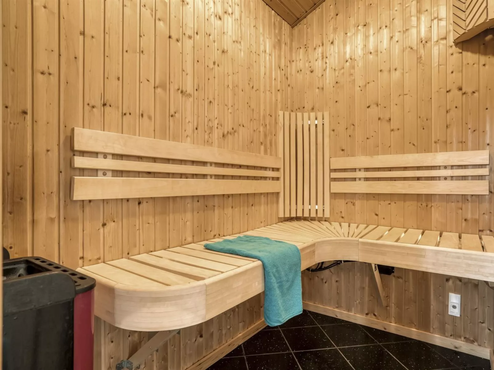 "Djuna" - 550m from the sea-Inside