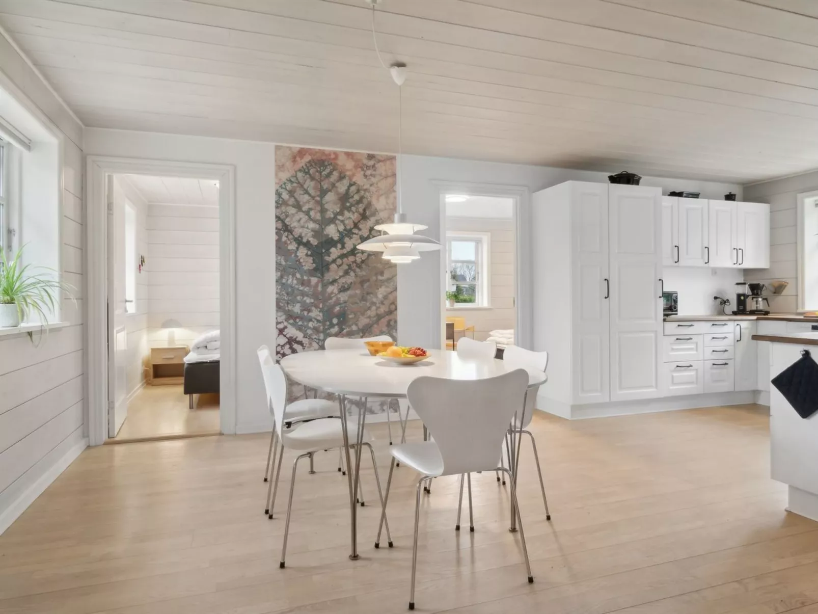 "Ingert" - 1km from the sea-Inside