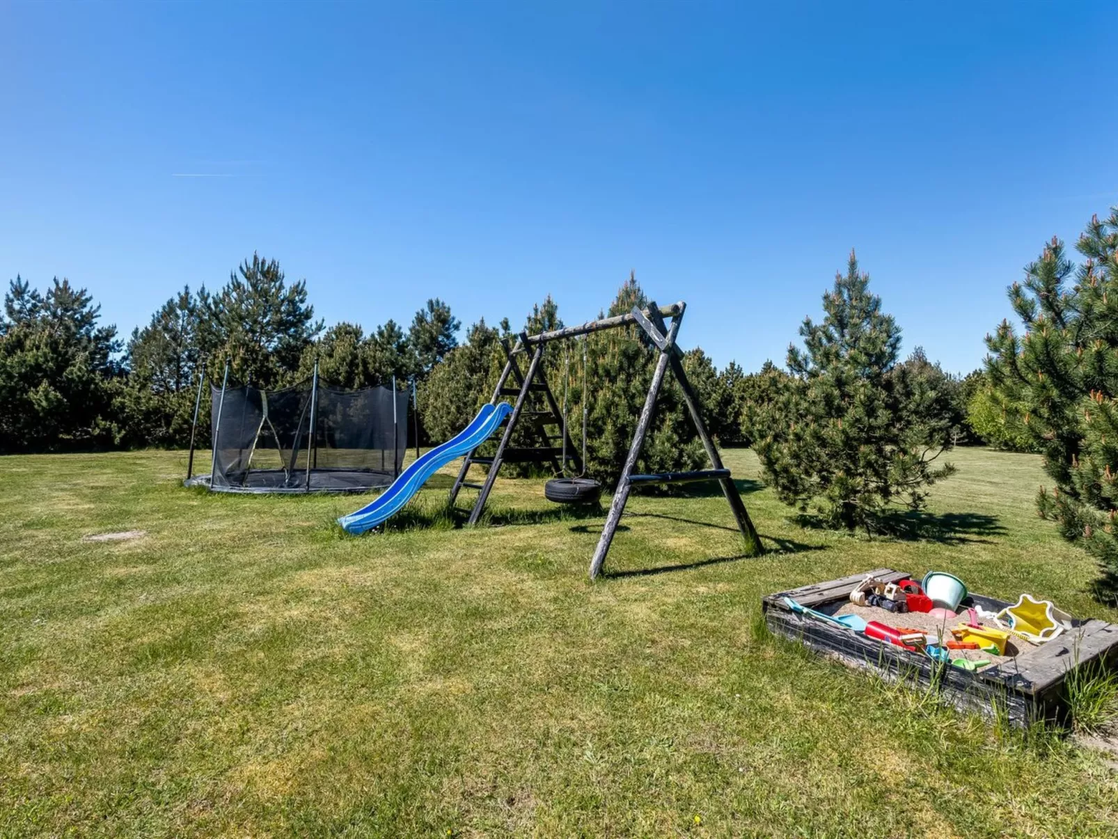 "Danika" - 1.5km from the sea-Draußen