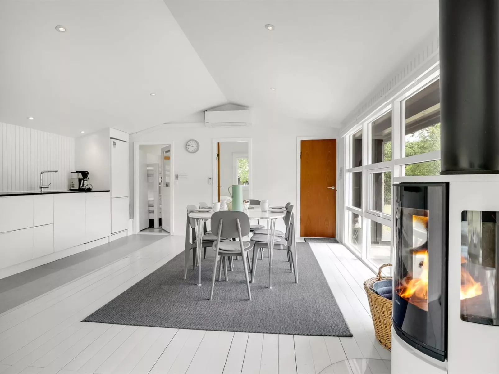 "Aija" - 175m from the sea-Inside