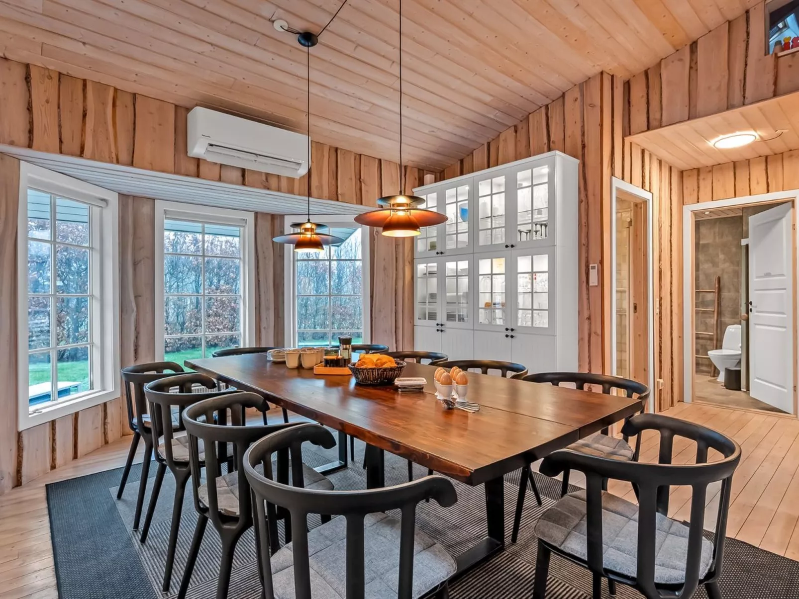 "Gunwald" - 1km to the fjord-Drinnen