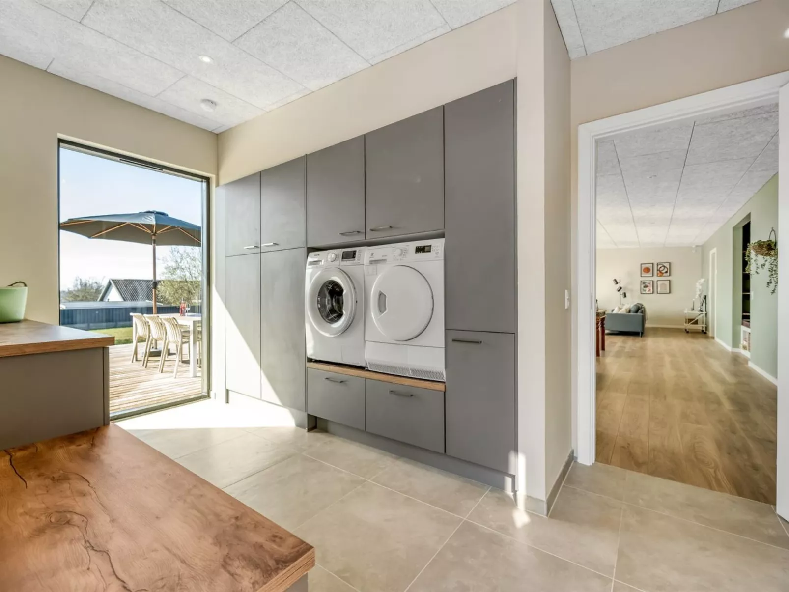 "Edvia" - 200m to the fjord-Dedans