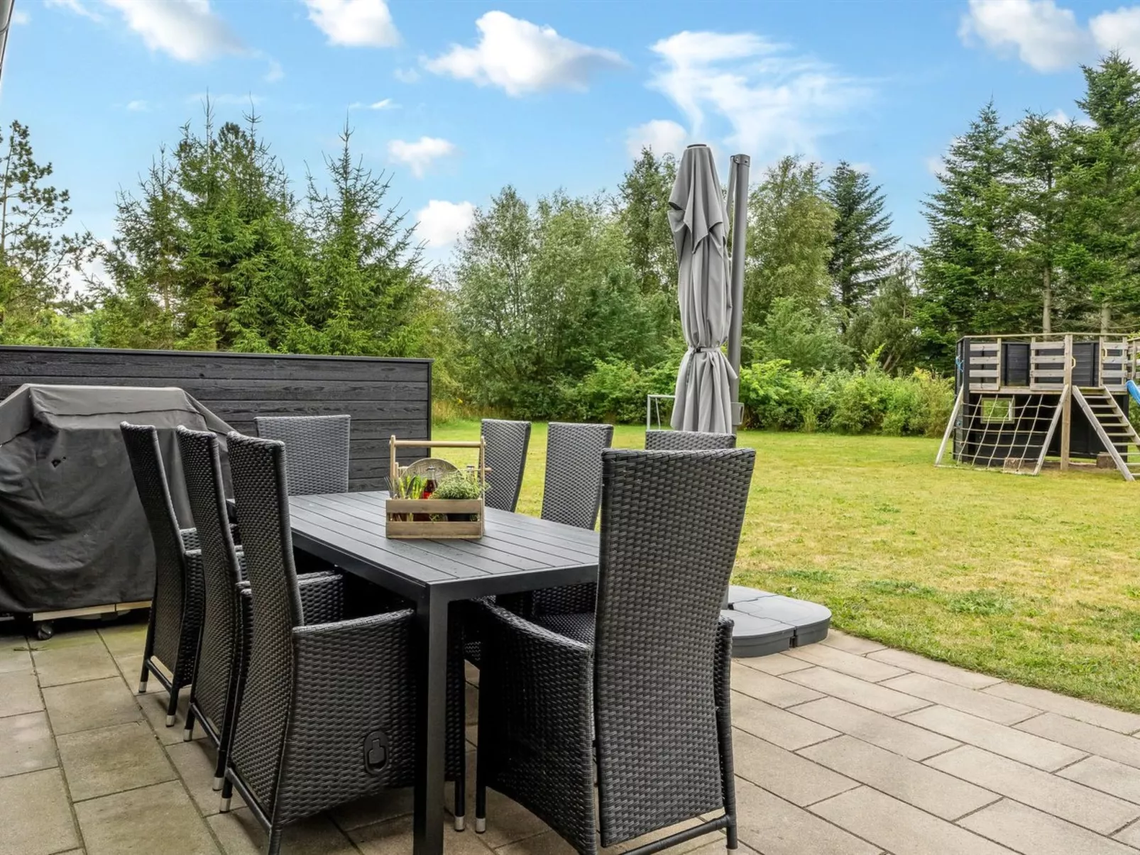 "Sunna" - 1.2km from the sea-Outside