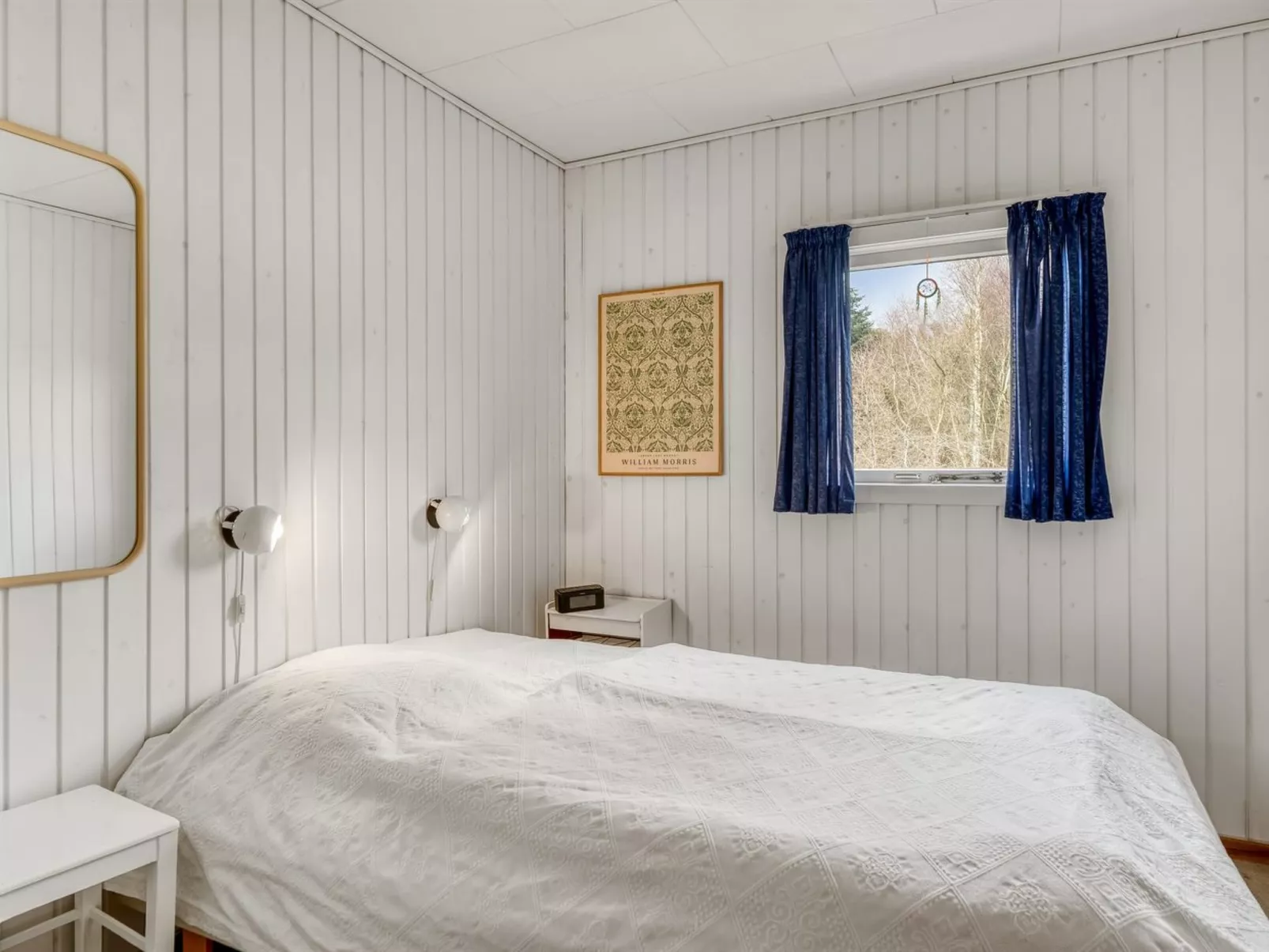 "Hælf" - 600m from the sea-Inside