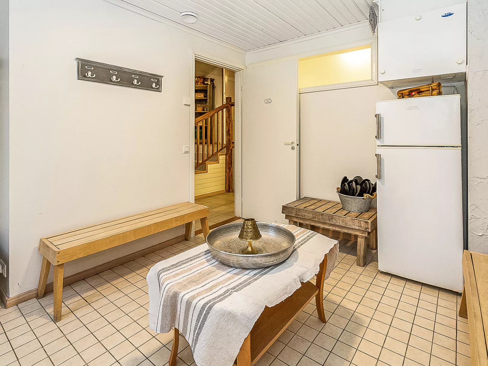 Päätalo, mökkilomat ja perhejuhlat-Dedans