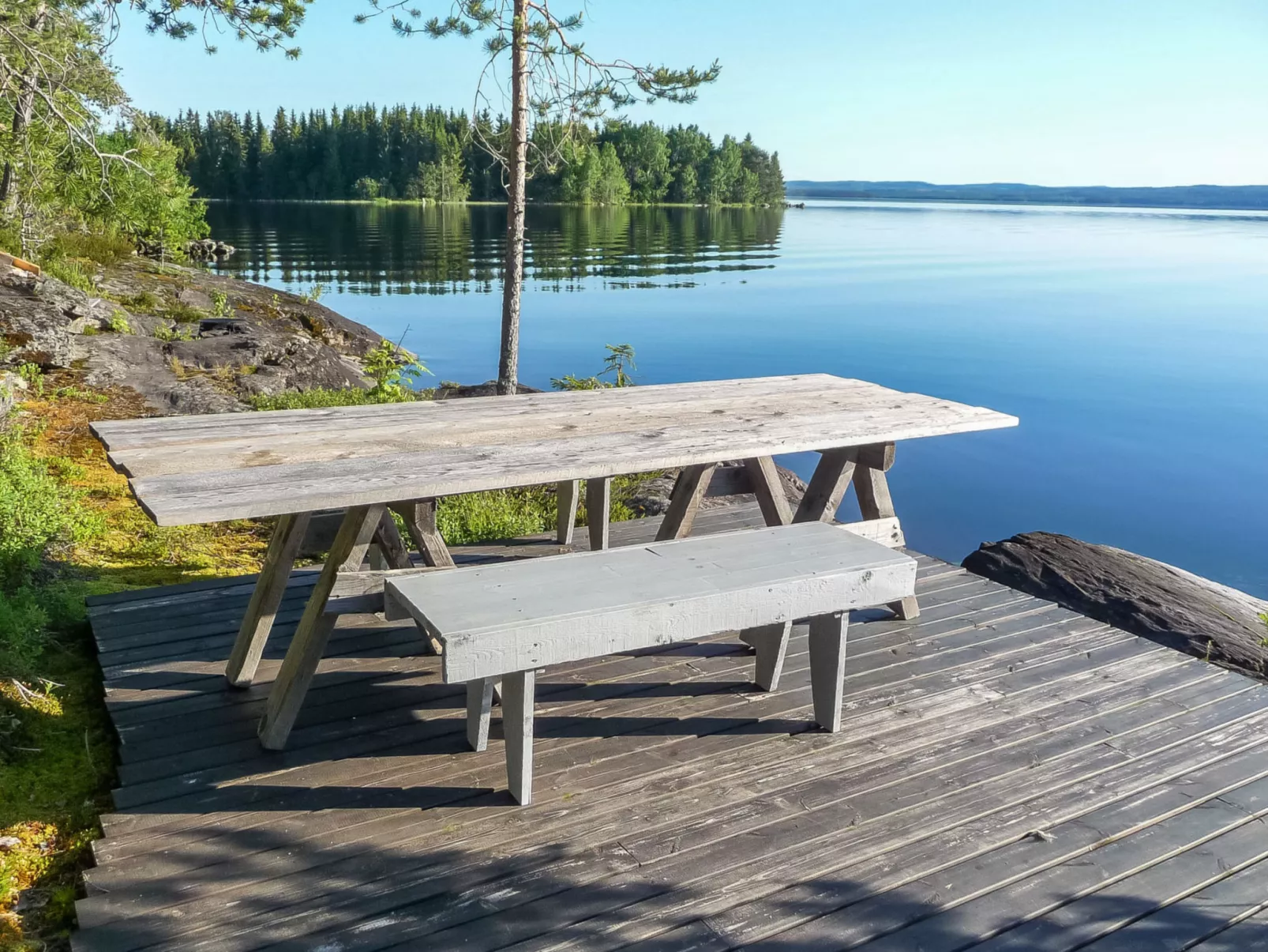 Keskikallio, nuasjärvi-Dedans