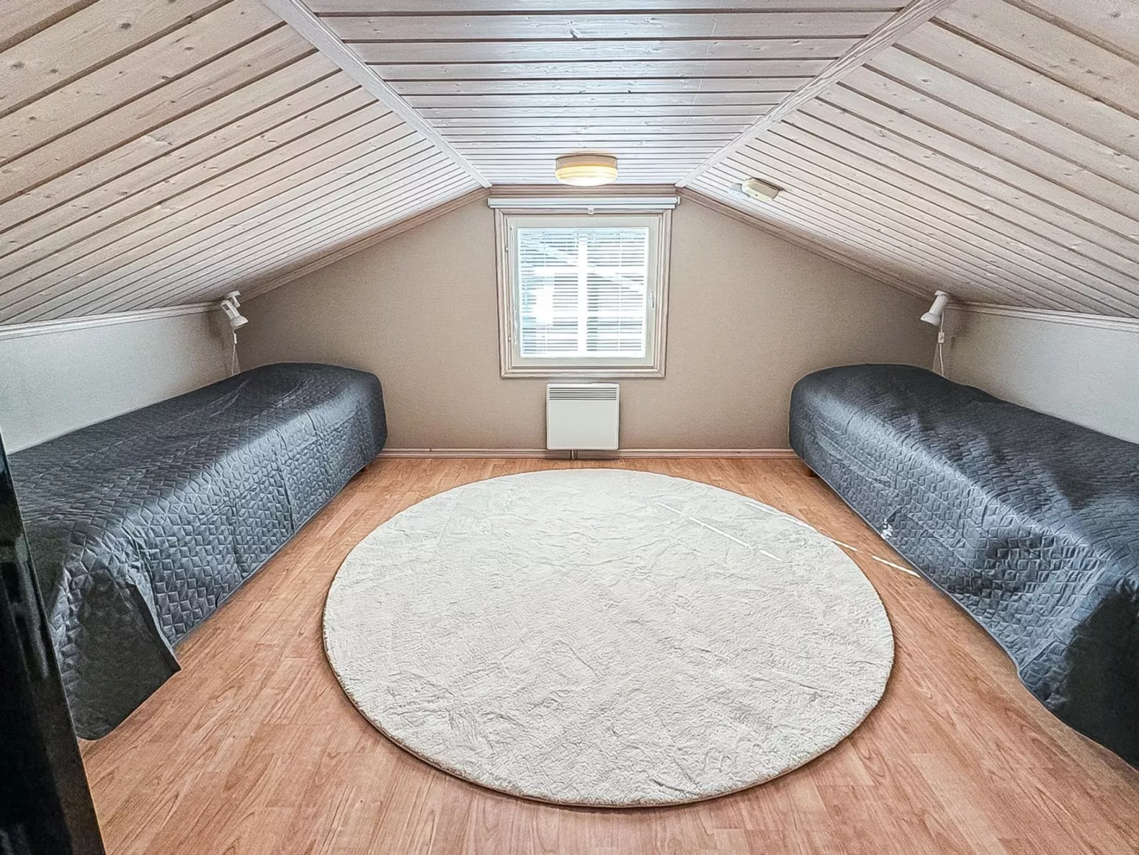 Villa taikavuosseli-Inside