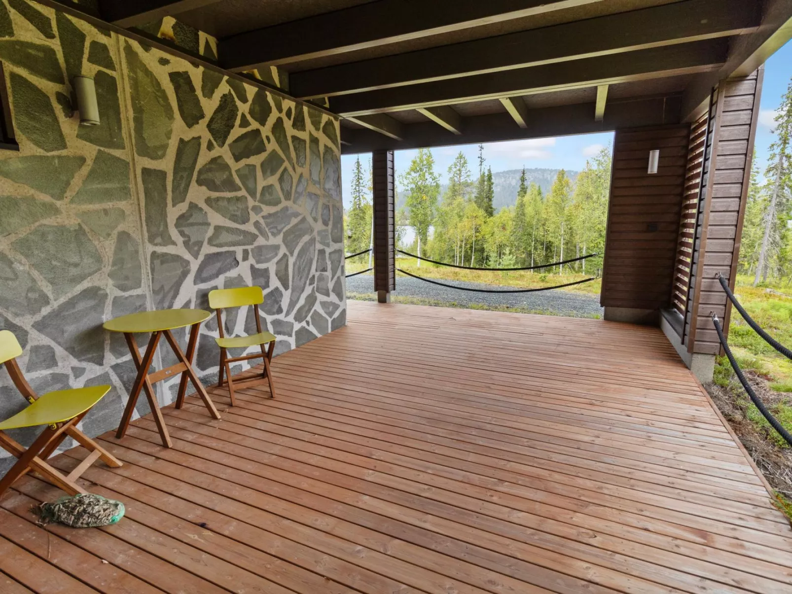 Holy lake chalet a-Drinnen