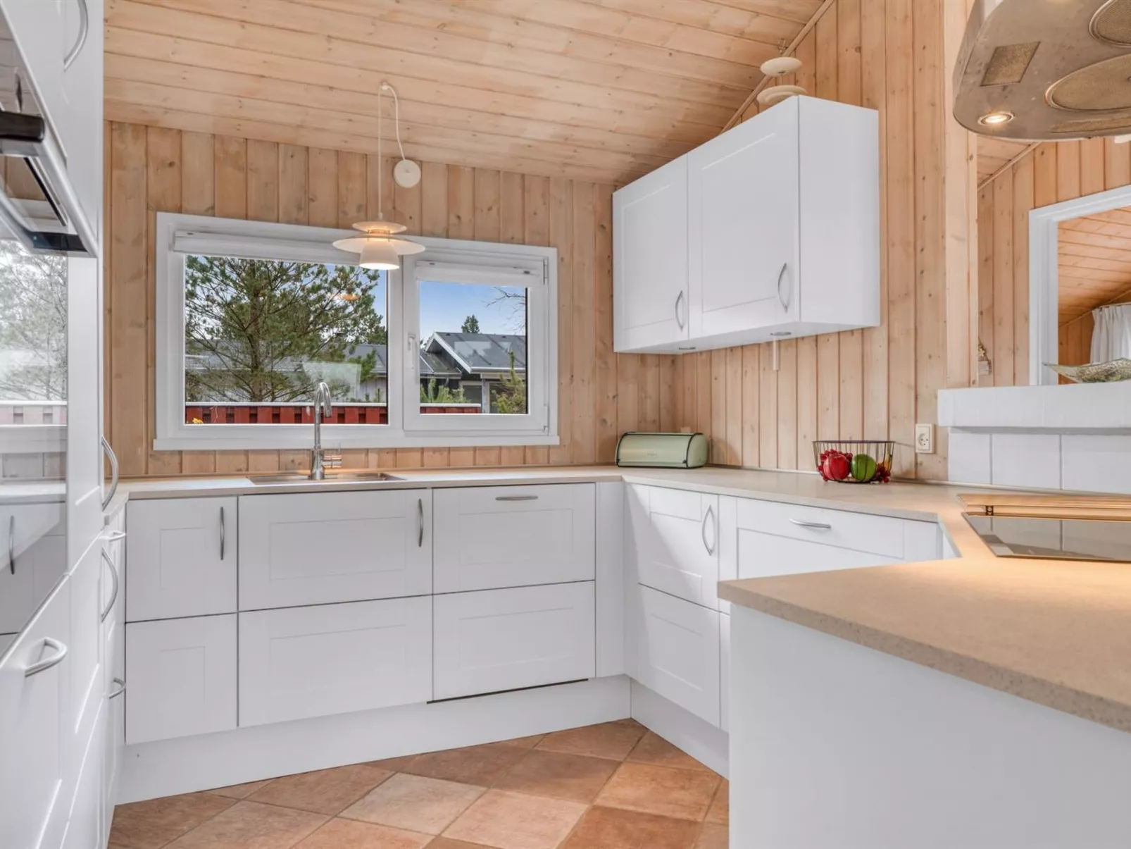 "Gunborg" - 2.5km from the sea-Inside