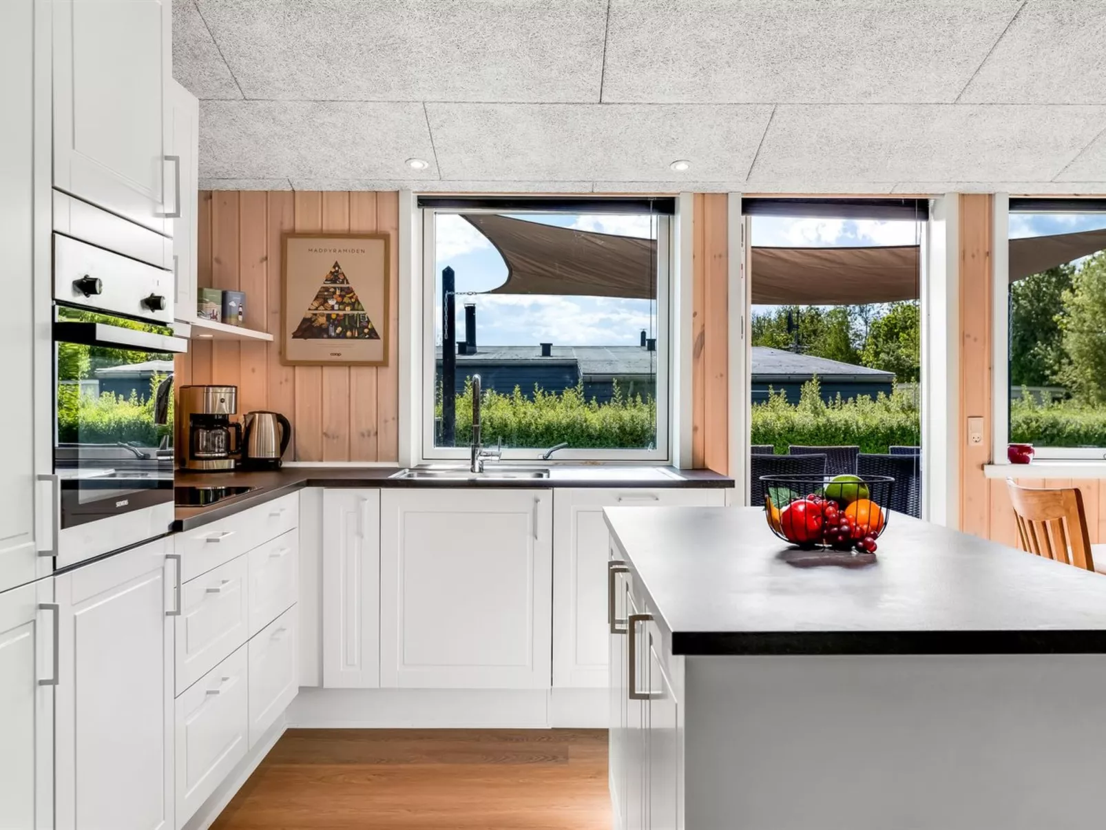 "Helmtrud" - 700m from the sea-Inside