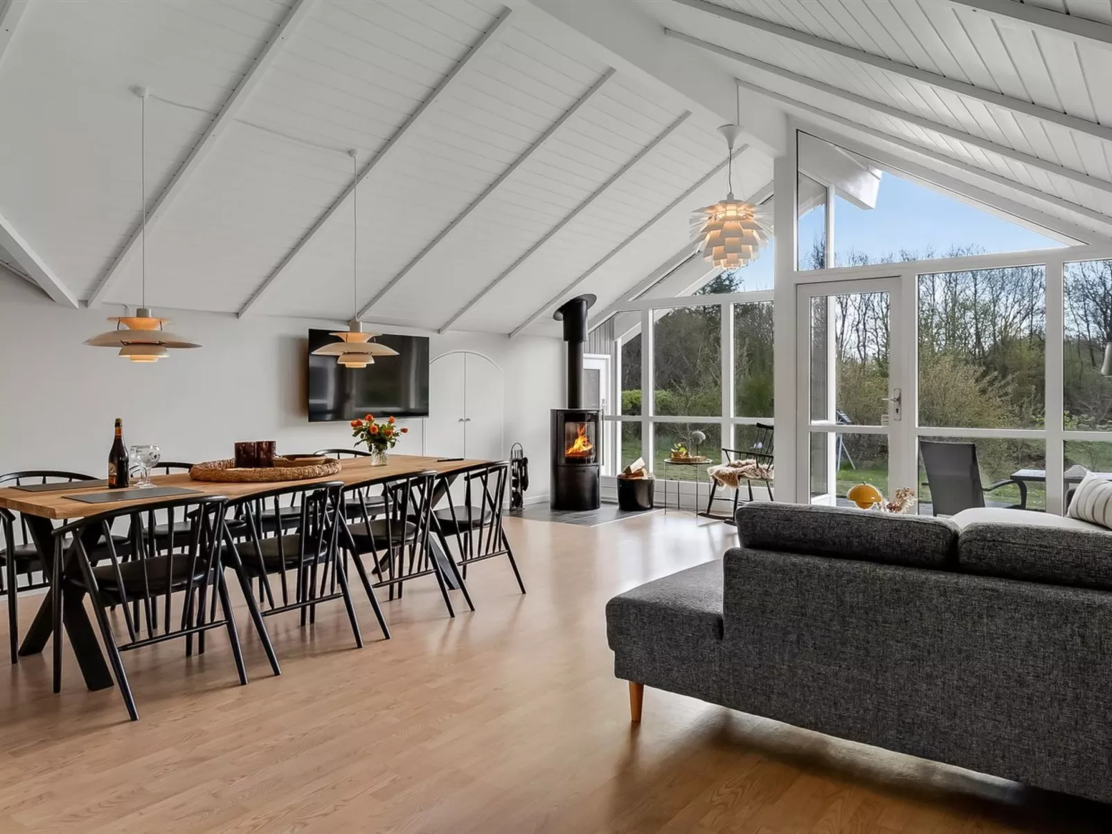 "Truels" - 30km from the sea-Drinnen