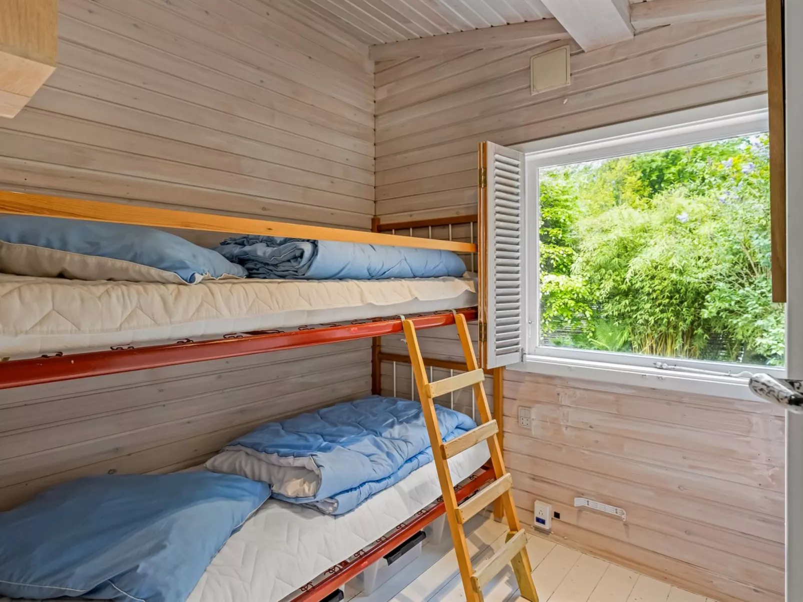 "Afke" - 660m from the sea-Inside