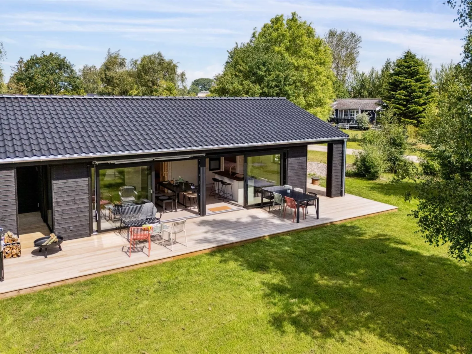 "Herulf" - 450m from the sea-Outside