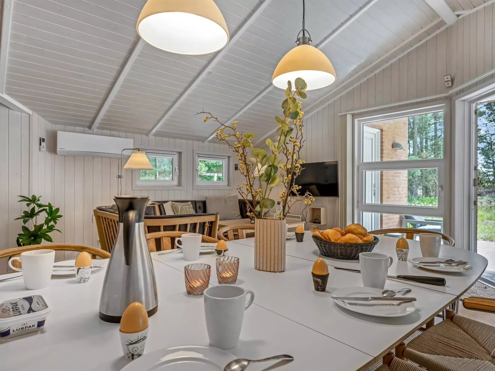 "Batsha" - 1.7km from the sea-Dedans