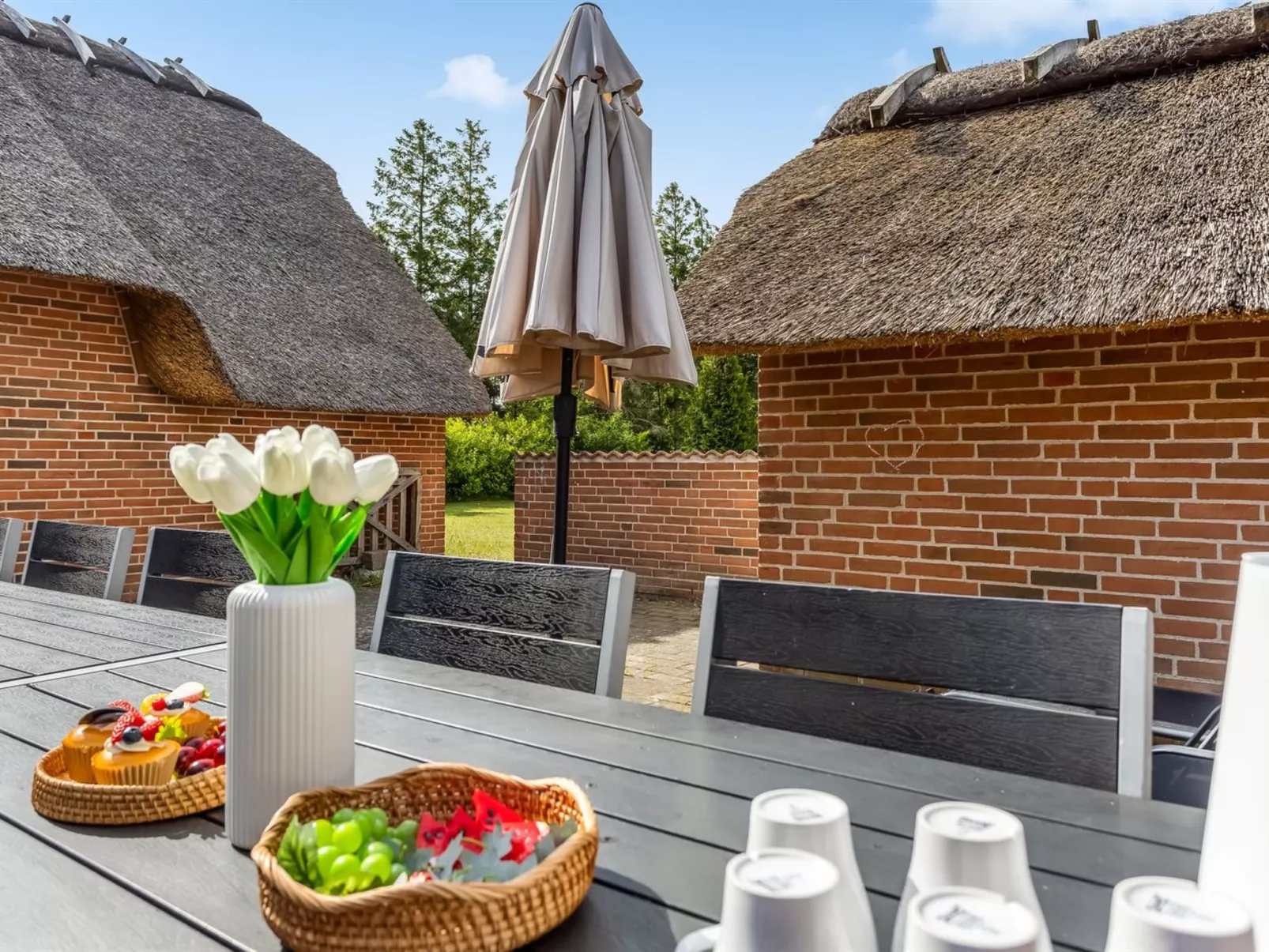 "Tara" - 900m from the sea-Outside