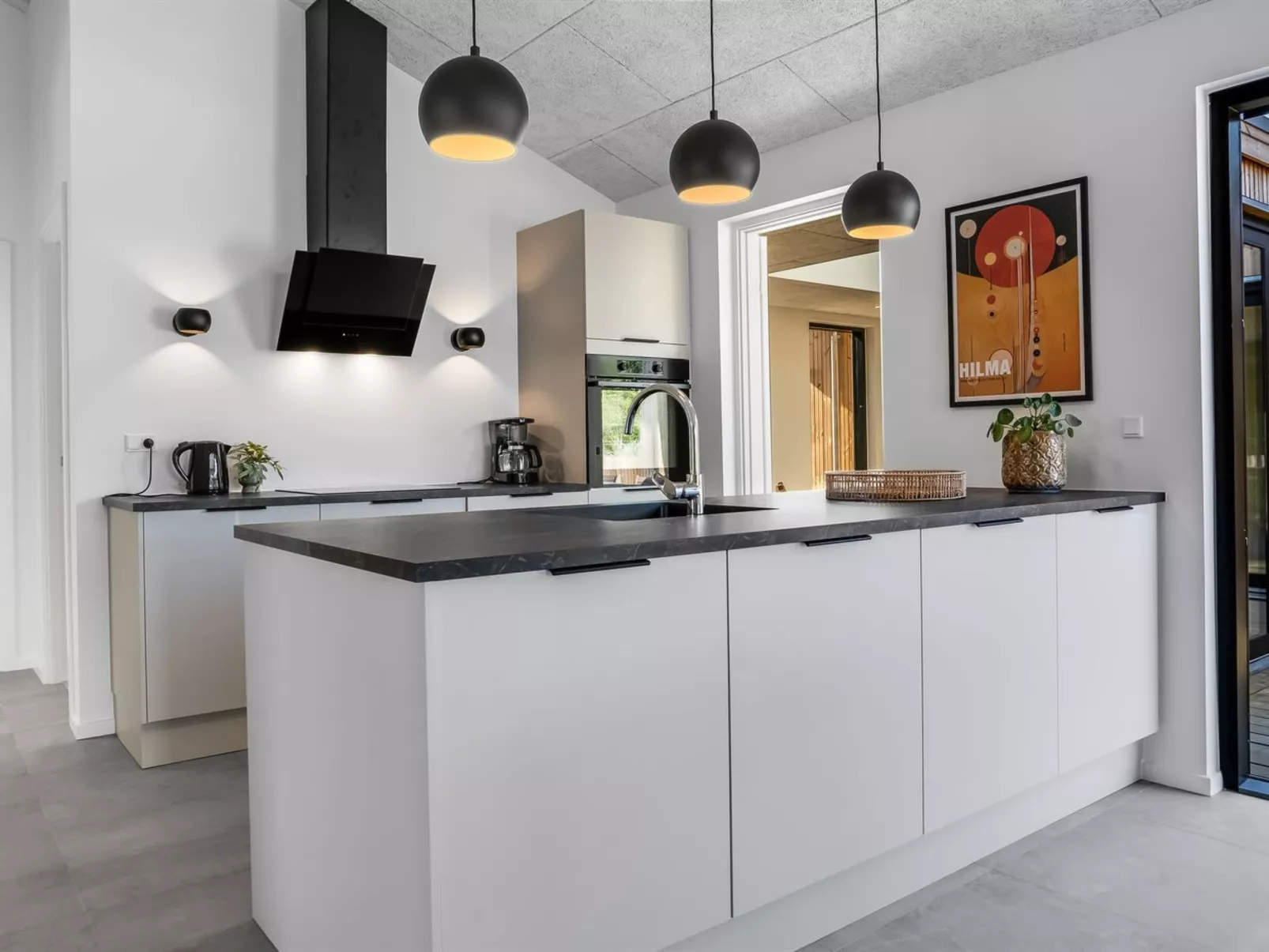 "Silja" - 900m from the sea-Inside