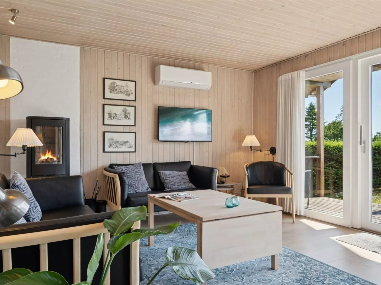 "Sighbiorn" - 150m to the fjord-Dedans