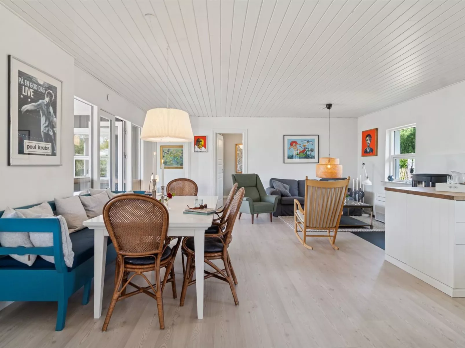 "Botwith" - 125m from the sea-Dedans