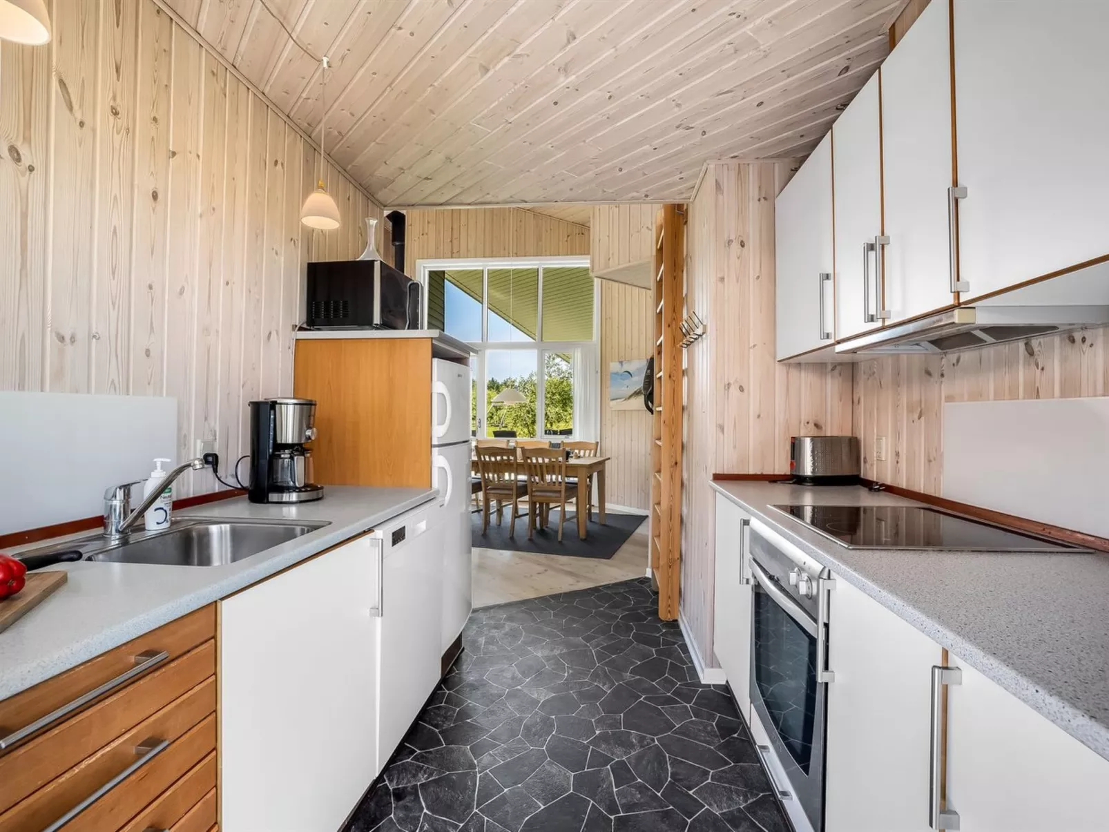 "Ernesta" -  from the sea-Inside