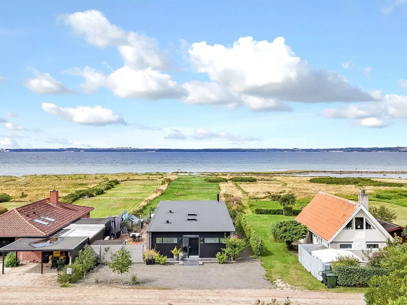 "Bondi" - 75m from the sea-Draußen