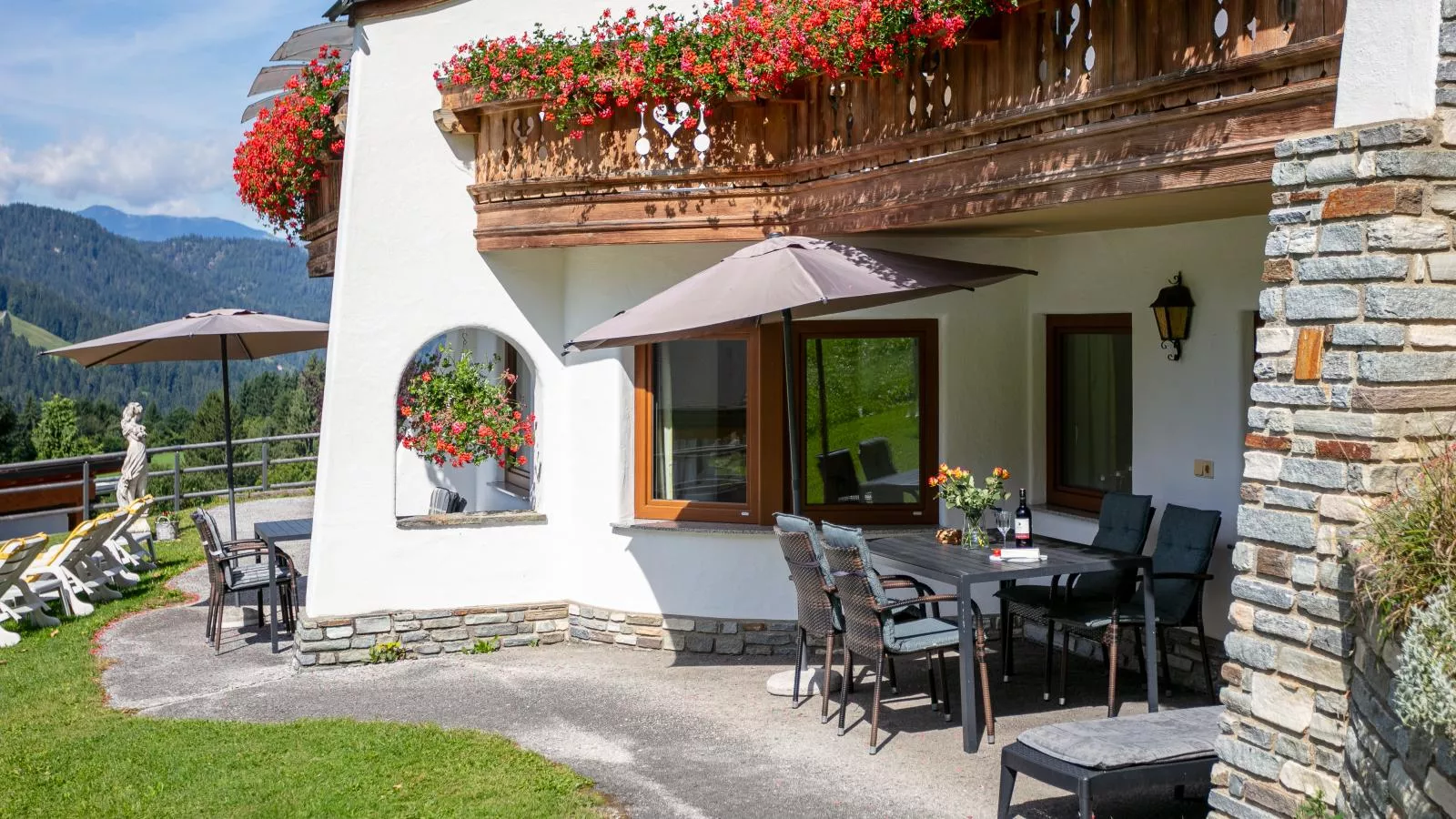 Landhaus Marchfeld Top 5-Terrasse/Balkon