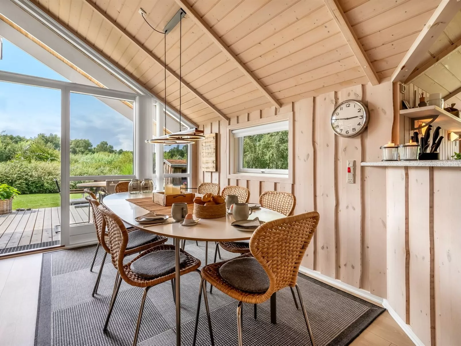 "Mieka" - 500m from the sea-Inside