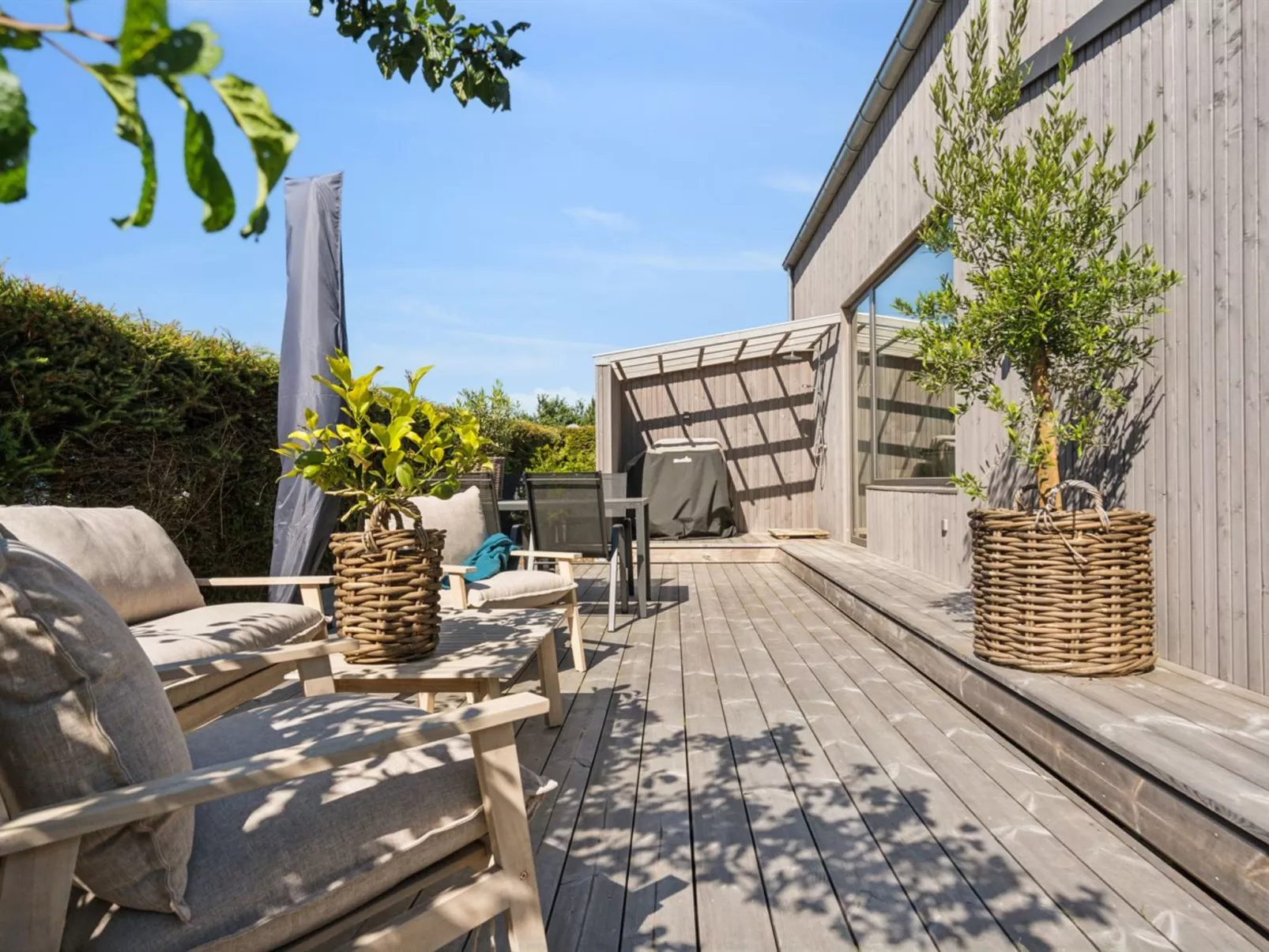 "Elvie" - 150m from the sea-Dehors