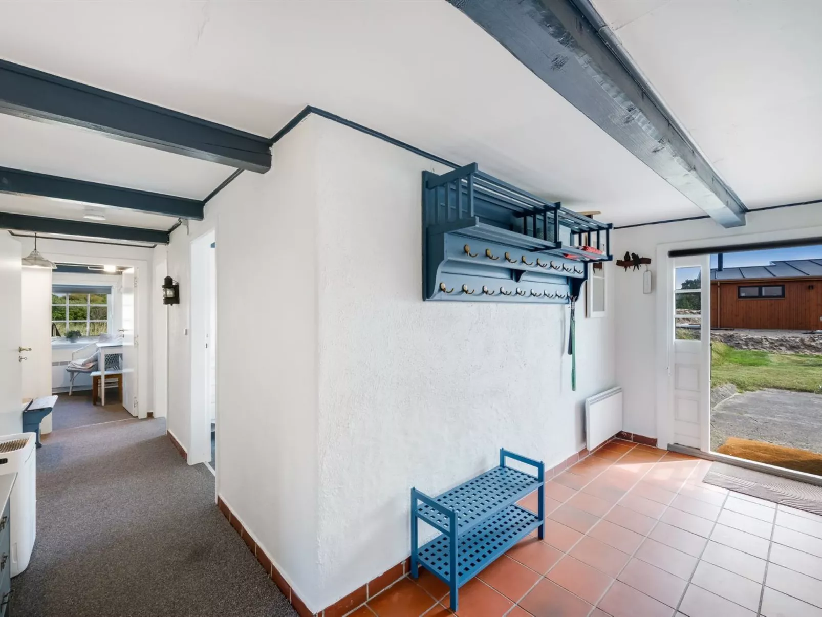 "Reinhard" -  from the sea-Drinnen