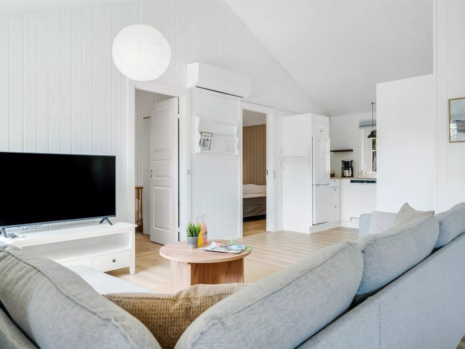 "Thorgny" - 350m to the fjord-Dedans