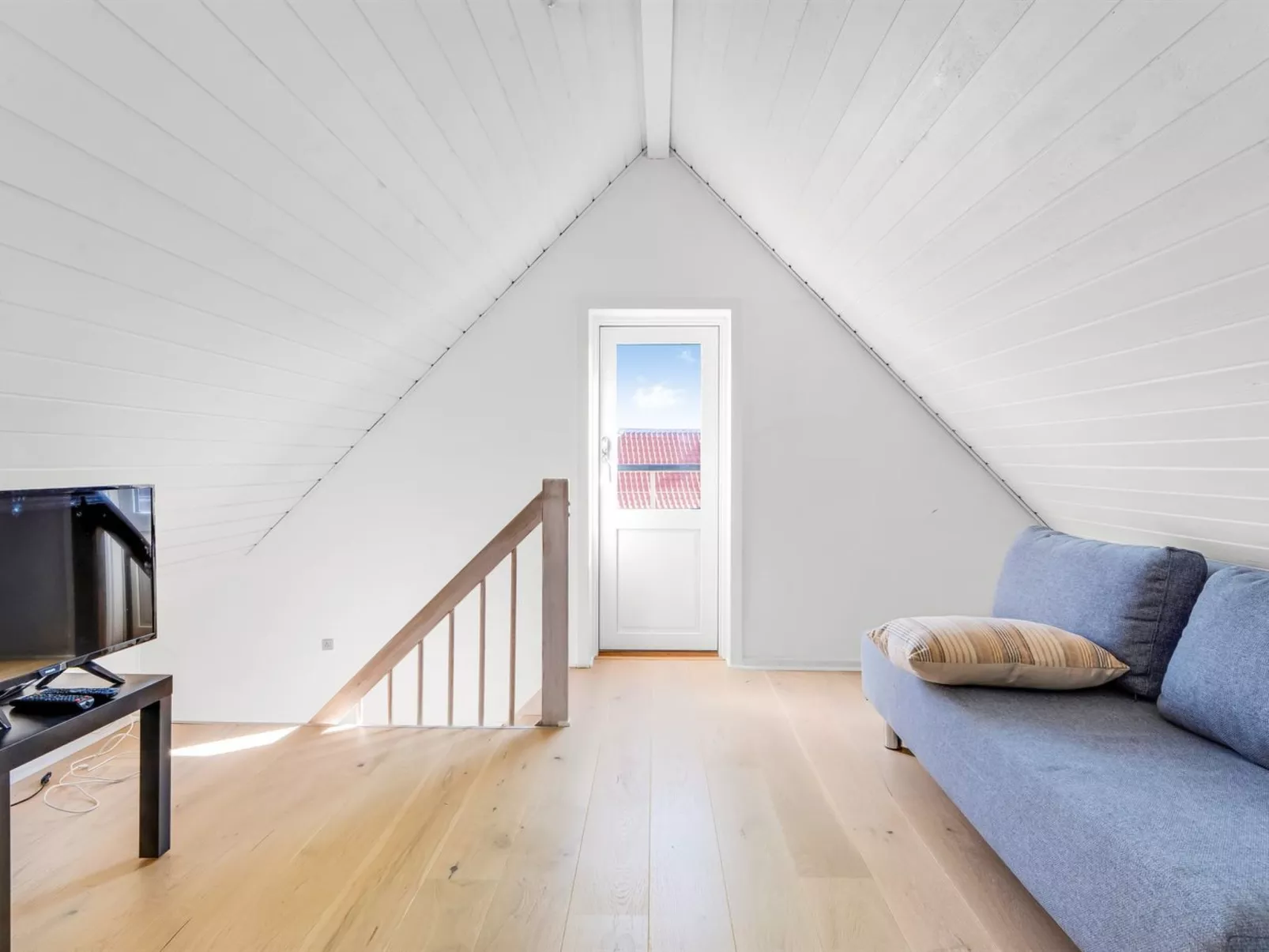 "Albine" - 150m from the sea-Outside