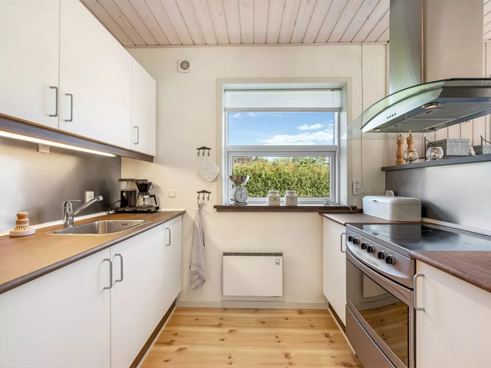 "Anja" - 550m to the fjord-Dedans