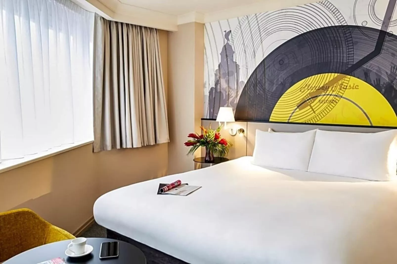 Junior Suite-Bedroom