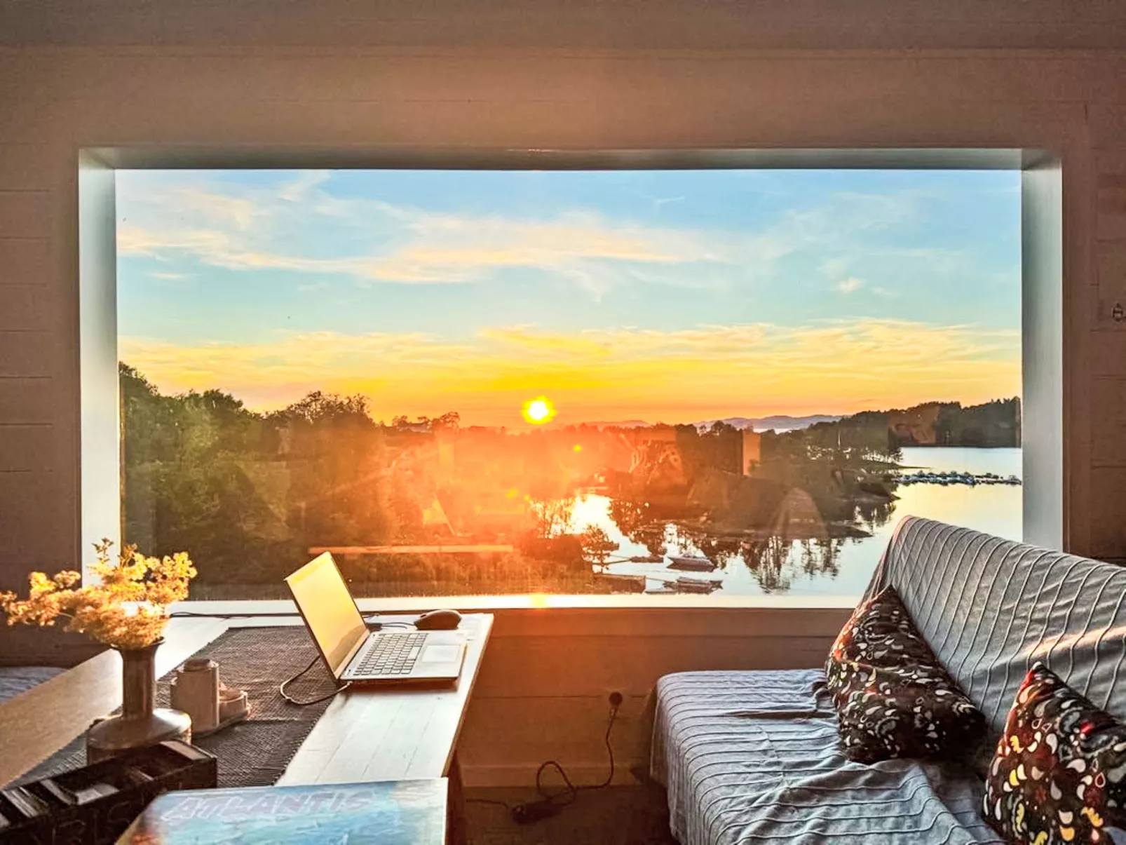 Lauvlid Cottage-Drinnen