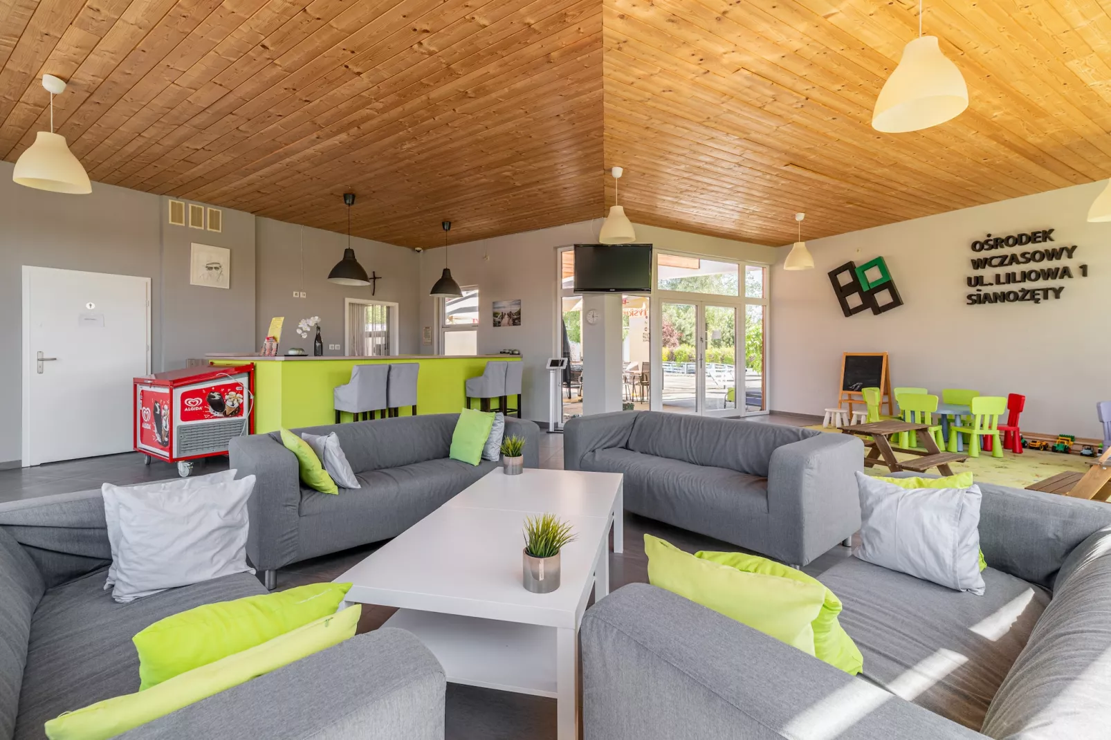 Domki wakacyjne z basenem Sianożąty-Installations du parc