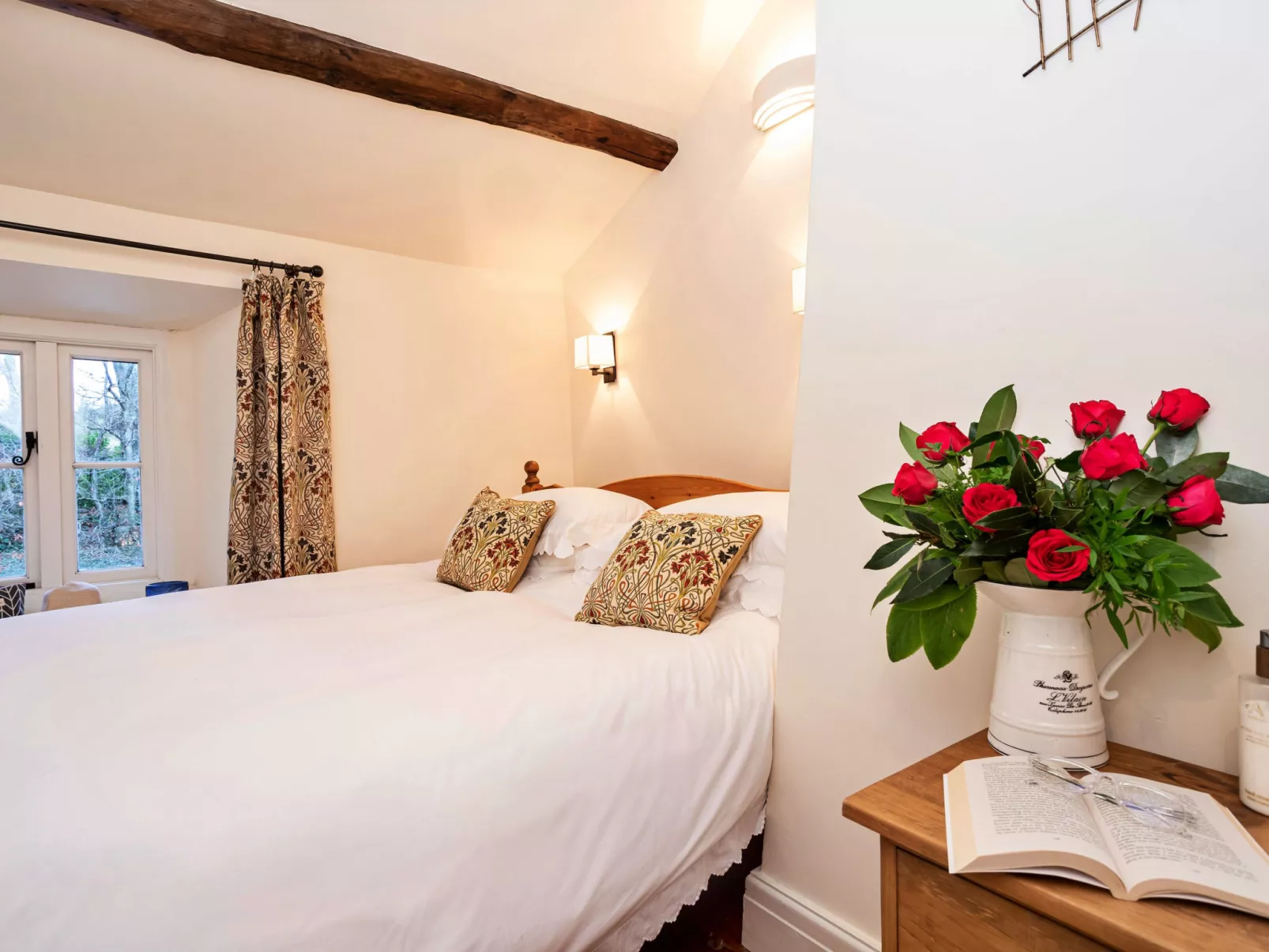 Two Storrs Cottages-Inside