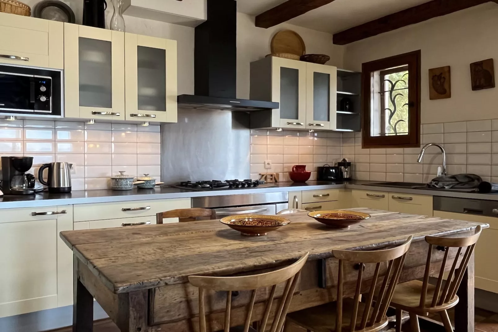 Villa Les Chemins Croisés-Kitchen