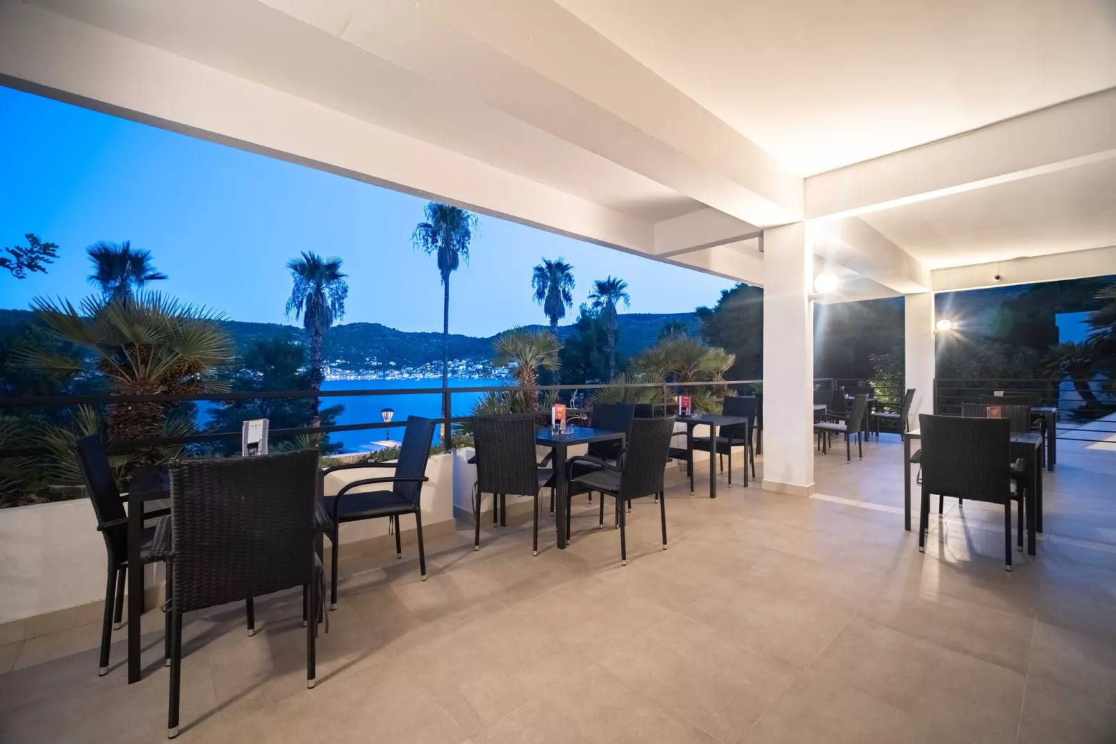 Hotel Issa - Double Room Sea View 15-Untagged