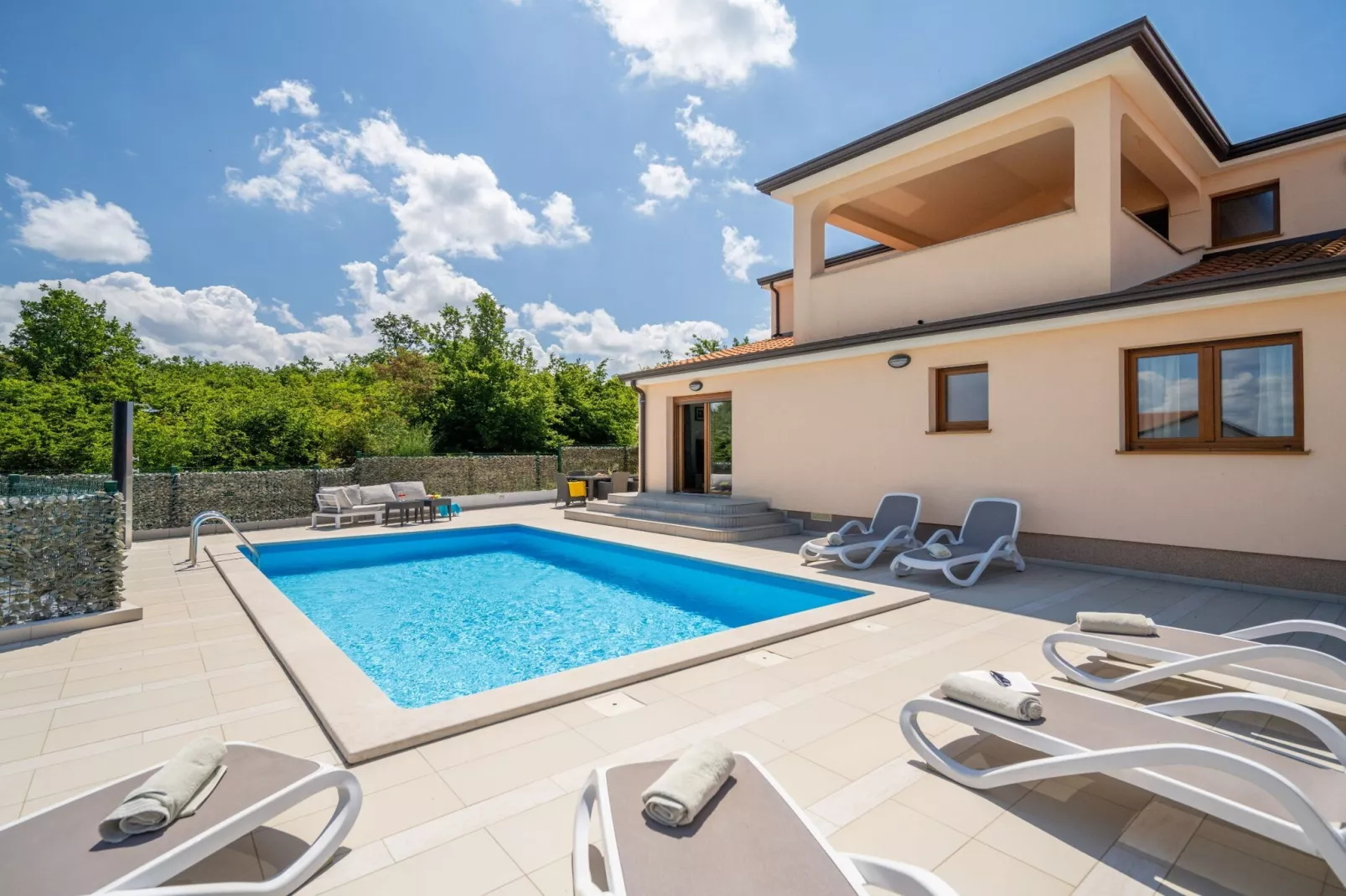 Holiday Home Mlačić - Three Bedroom Holiday Home with Pool-Piscine