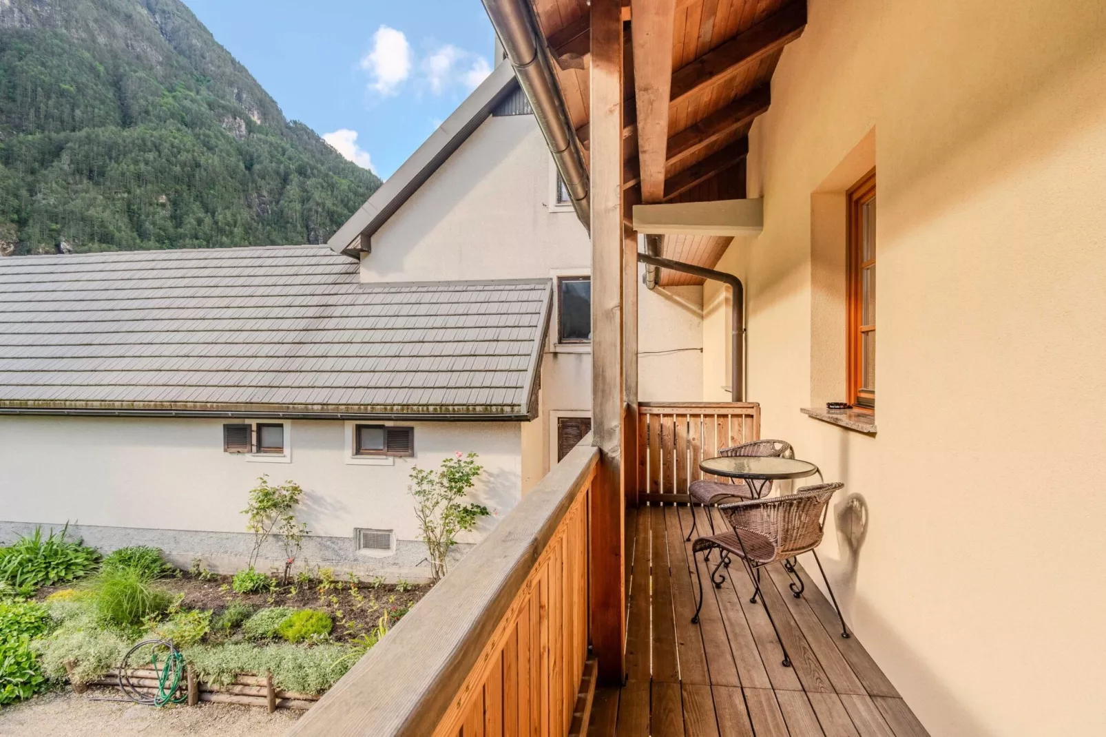 Log pod Mangartom Amazing Apartment with Balcony - One Bedroom Apartment with Balcony-Aussicht