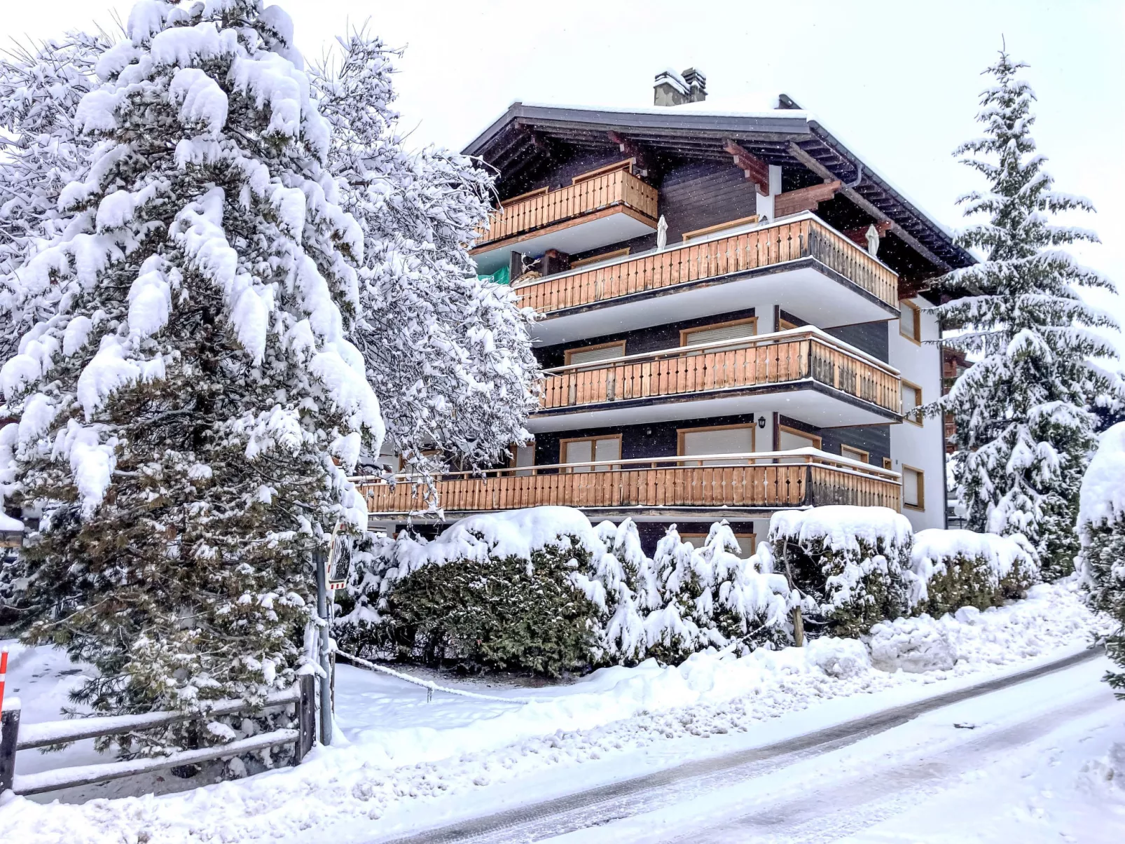 Val Fleuri 208-Draußen