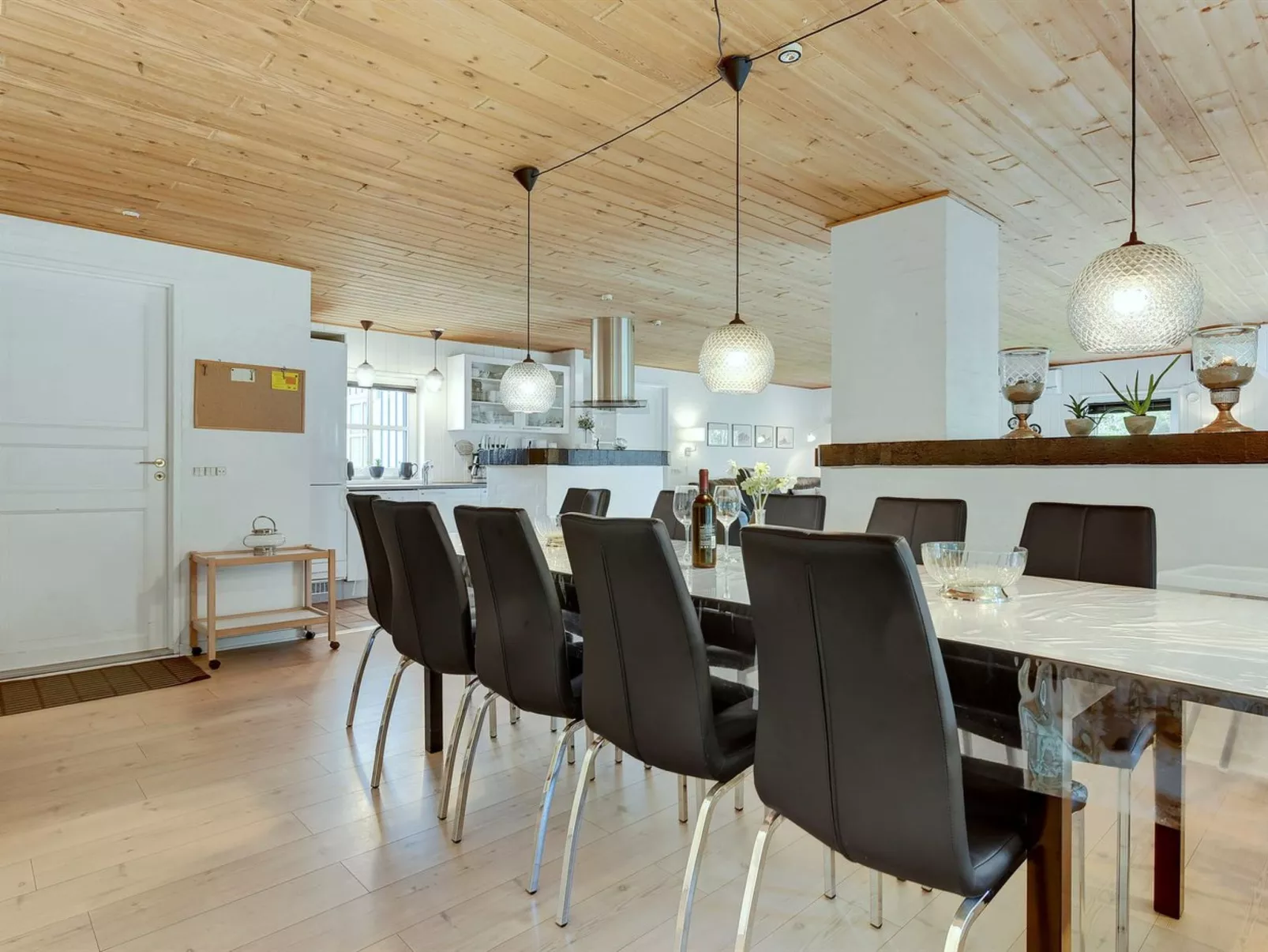 "Alvina" - 3.2km from the sea-Inside