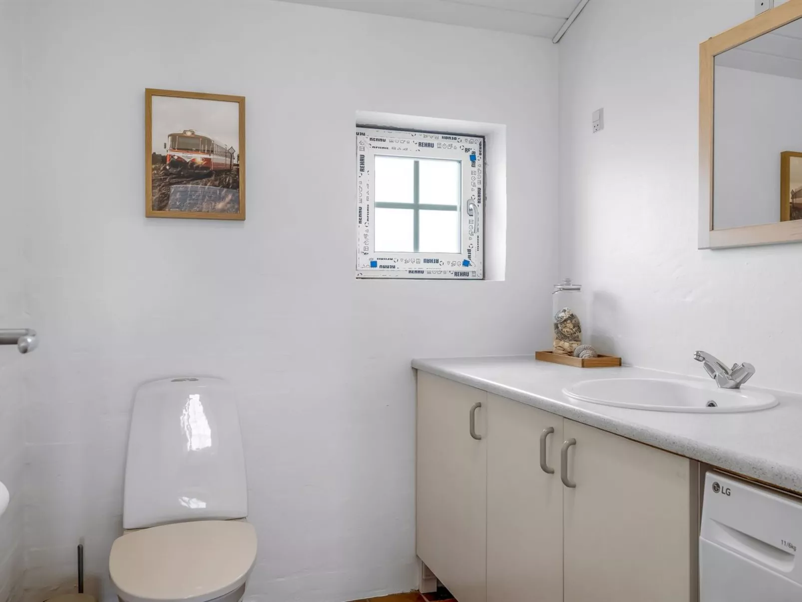 "Amber" - 300m from the sea-Inside