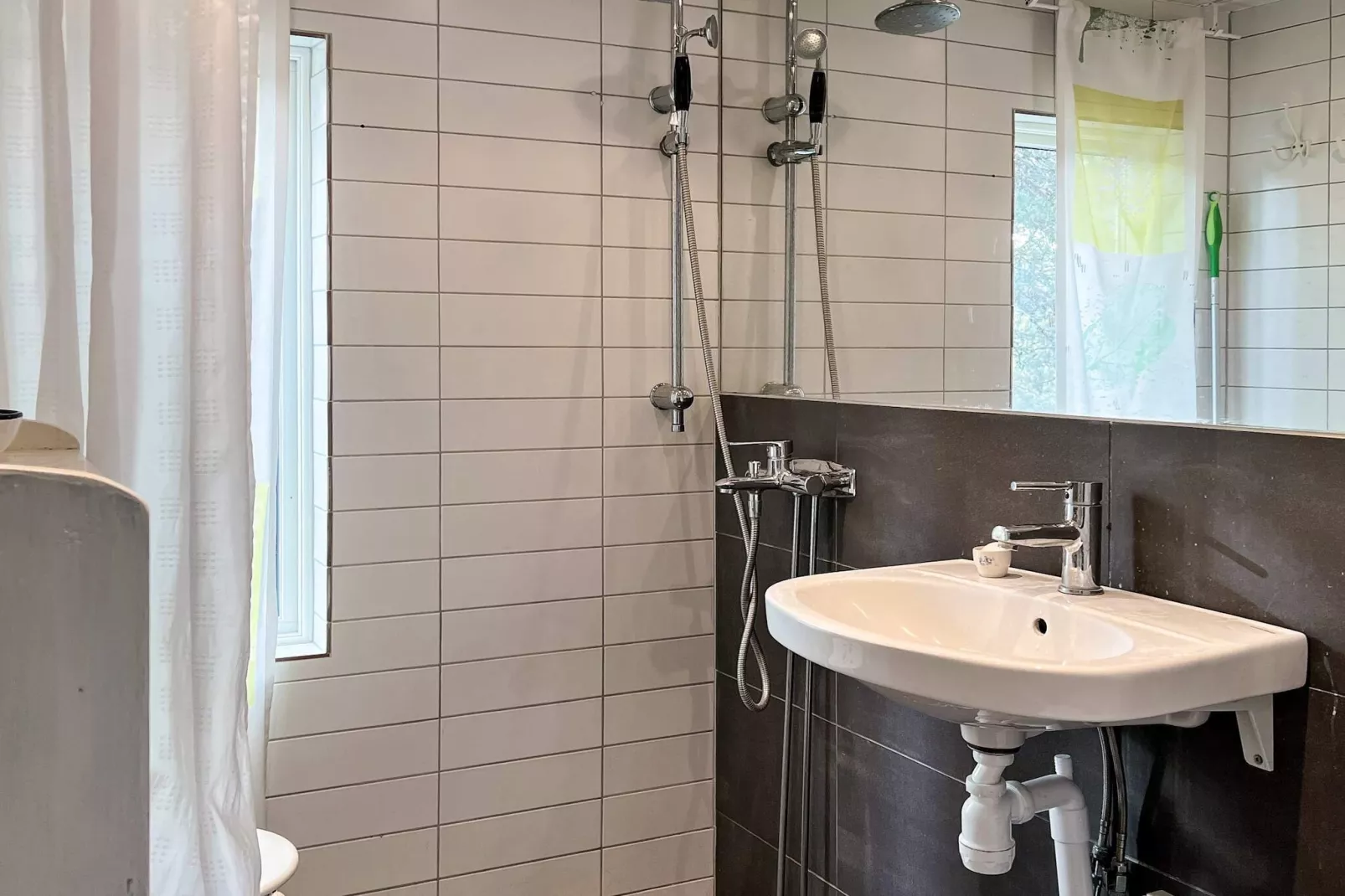 Friedliches Inselhaus in Meeresnähe-Innenbereich