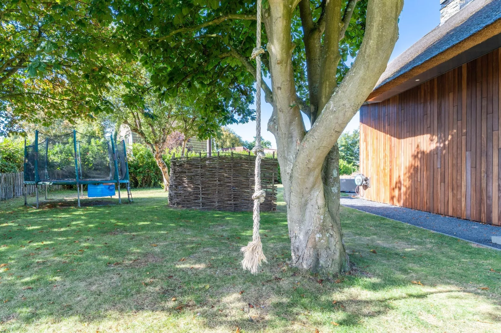 Villa Buytenplaats 181-Gardens in summer