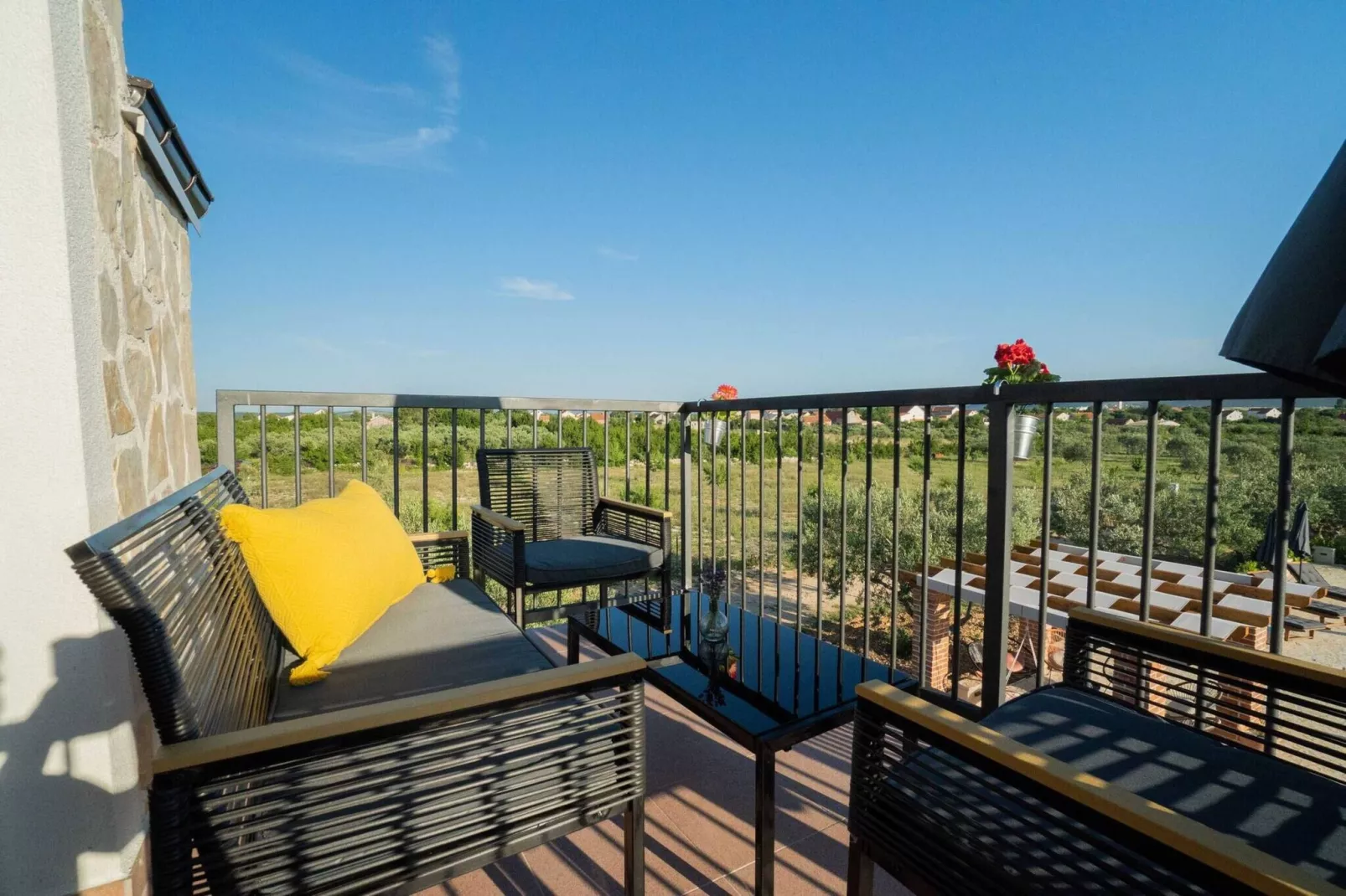 Authentic Villa Storia-Terrasse / balcon