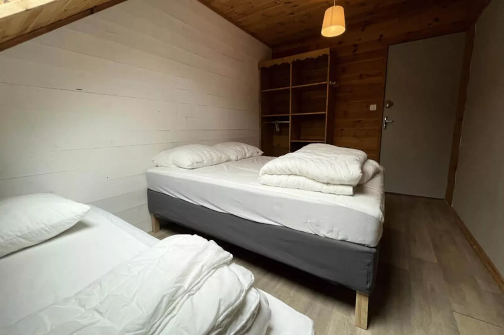 Appartements à Albepierre Bredons - Untagged