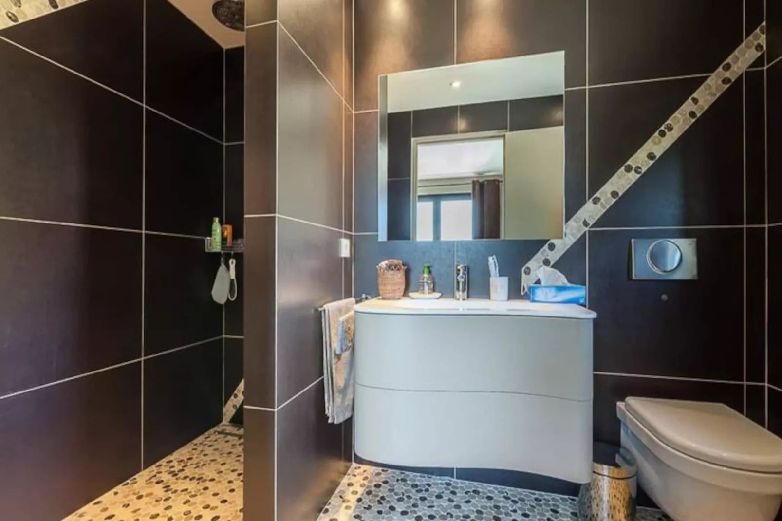 Résidence Villa En Domaine Priv&eacute; Avec Piscine Chauff&eacute;e-Non tagué