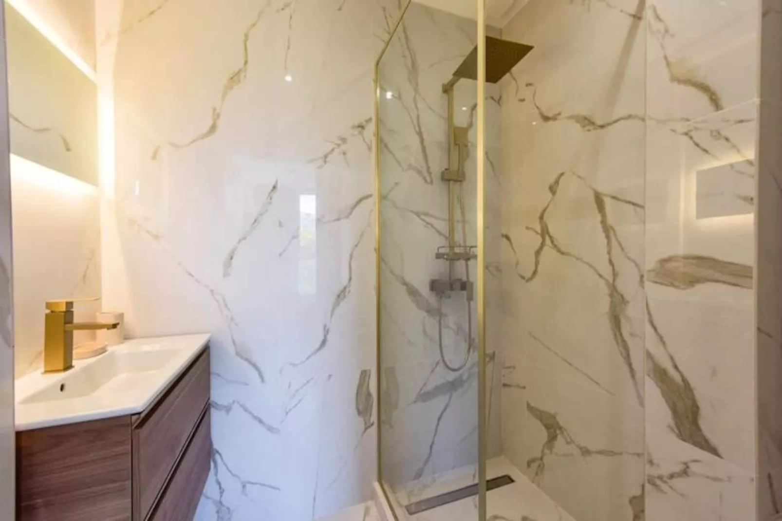 Résidence  Rare 4p Standing Proche Croisette-Non tagué