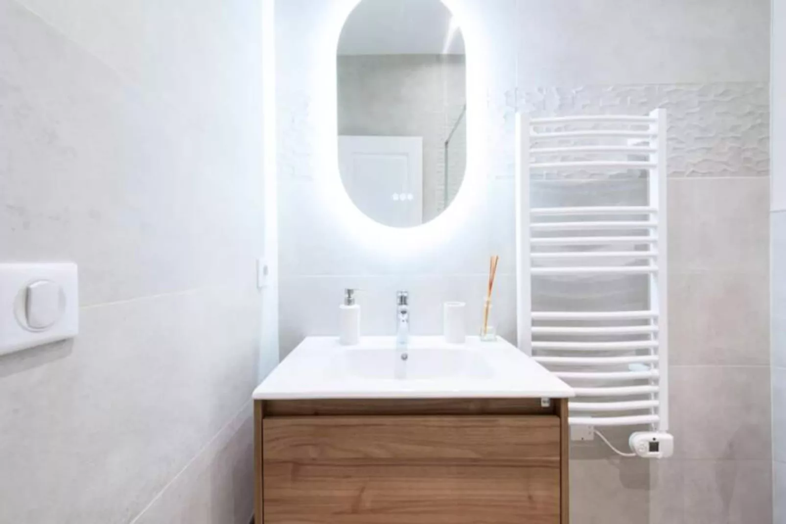 Résidence 3p Avec Balcons, 3min Du Palais Des Congr&egrave;s-Non tagué